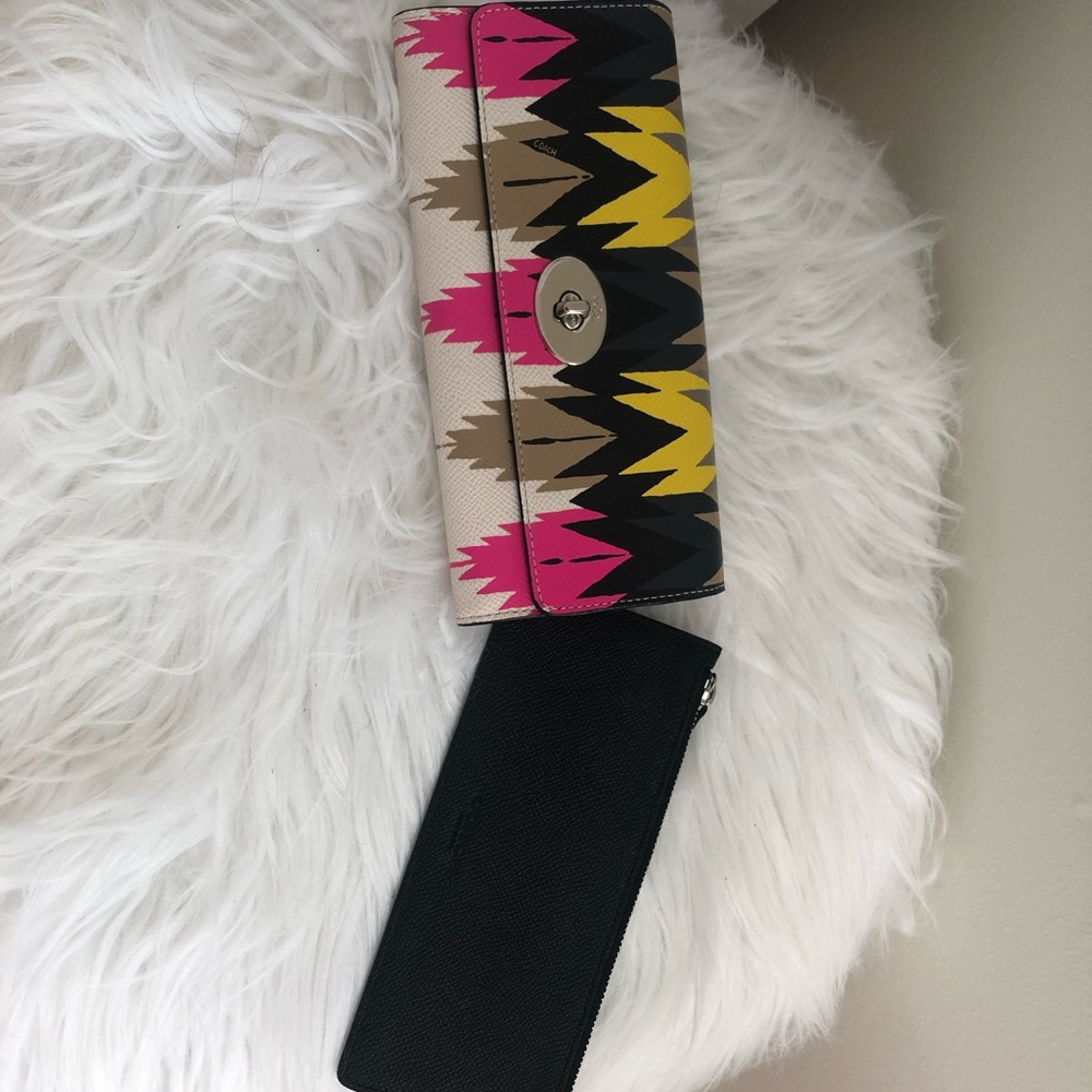 Coach Wallet - Picture 2 of 5